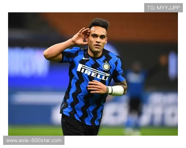 亚特兰大2-1绝杀卡利亚里，斯卡马卡梅开二度