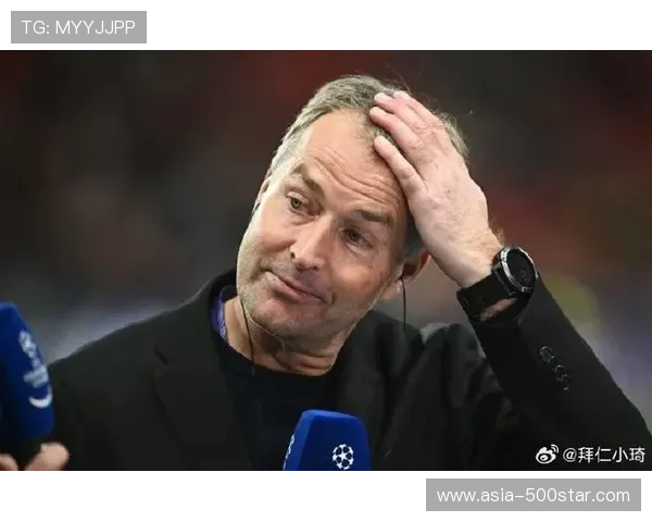 勒沃库森主场球迷高挂横幅,致敬主帅尤尔曼德 勒沃库森主场球迷高挂横幅,致敬主帅尤尔曼德